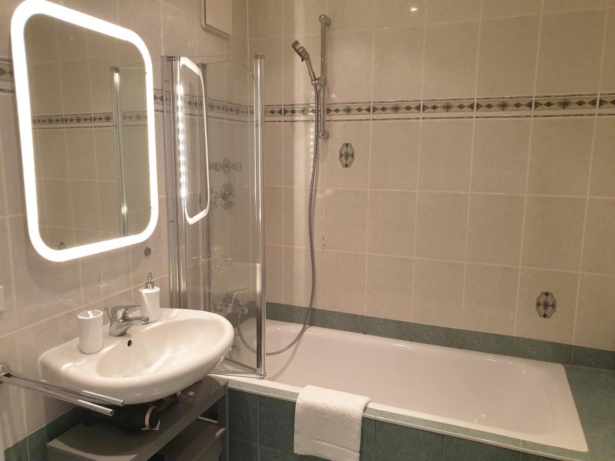 *****Saxonia De Luxe***** Neue & Hochwertige 50Qm² 2-Zimmer-Ferienwohnung In Chemnitz Mit Parkplatz & Wie Zuhause Wohlfuehlatmosphaere - My Feel@Home Apartment In Chemnitz Zewnętrze zdjęcie
